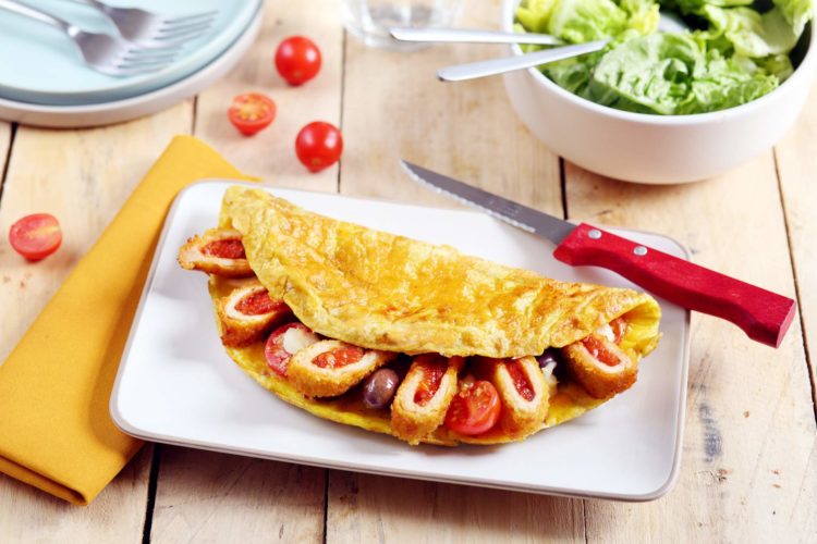 Omelette garnie d'une escalope bolognaise Père Dodu